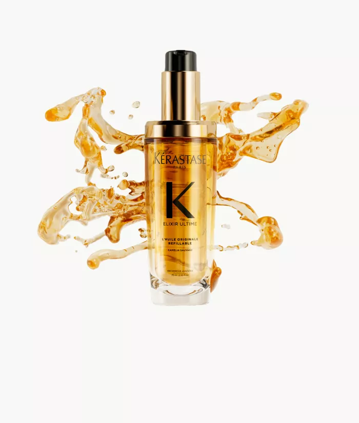 Ein flussiges Haarserum in einer eleganten Flasche mit Goldakzenten, umgeben von spritzendem, goldenem Serum.