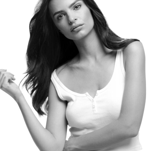 Nutritive von Kerastase - Emily Ratajkowski - trockenes Haar