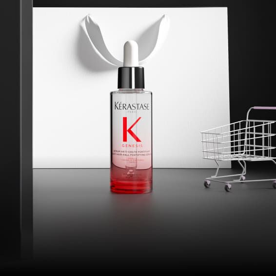 Rosafarbene Flasche des Chronologiste Serum Universel von Kerastase.